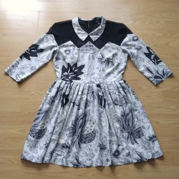 TOPSHOP Floral Fit and Flare Mini Dress | Size 6 - Picture 1 of 8